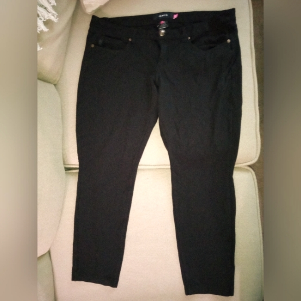 Torrid Super Soft Black Ponte Pants size 18S